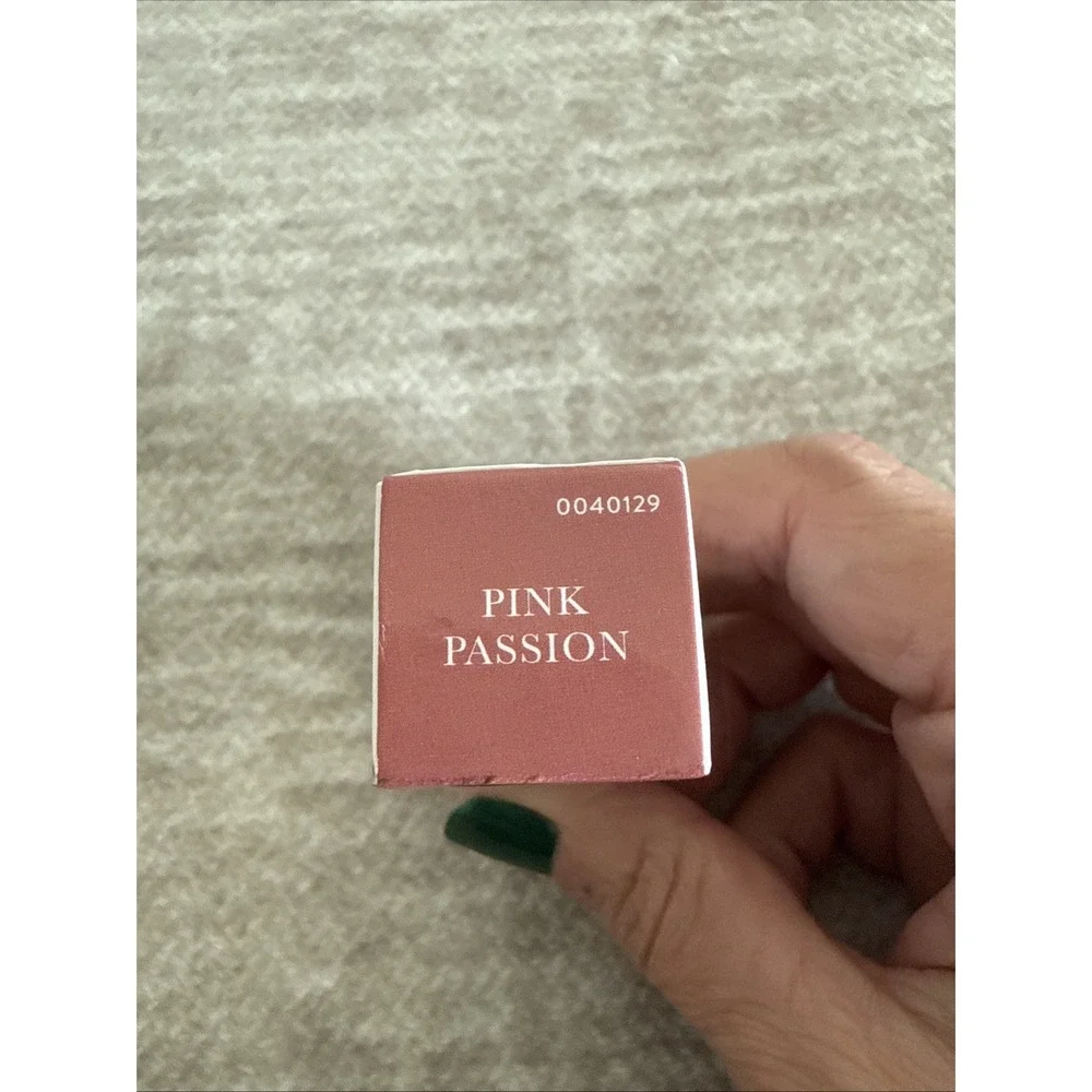 LAURA GELLER MODERN CLASSIC LIPSTICK - PINK PASSION  (NIB/Full Size) NEW